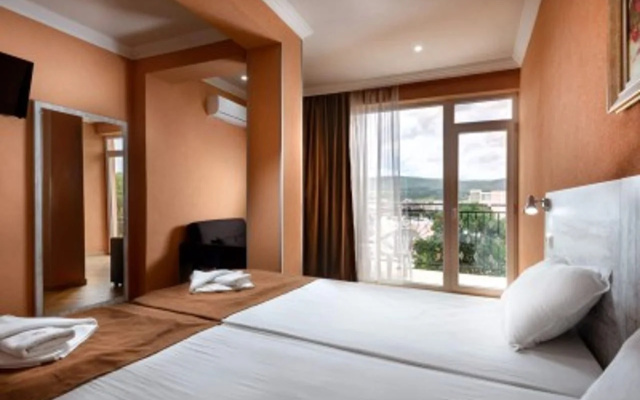 Riva Hotel