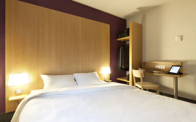 B&B HOTEL Pau Lescar