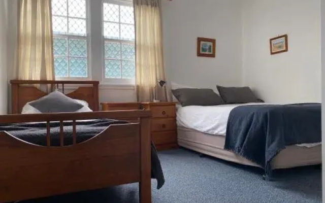 Allamanda House, 3 Willow Street