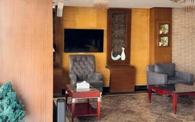Quiet Rooms 12