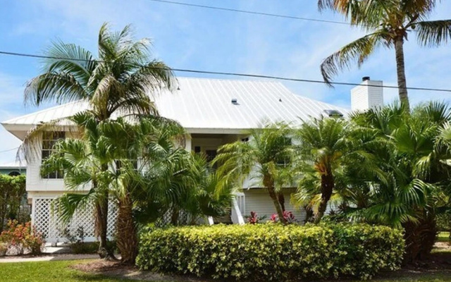 Bonita Beach 5731