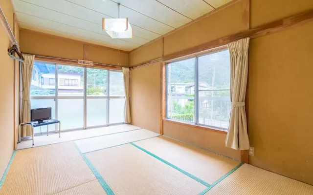 Minshuku Tsukimiya
