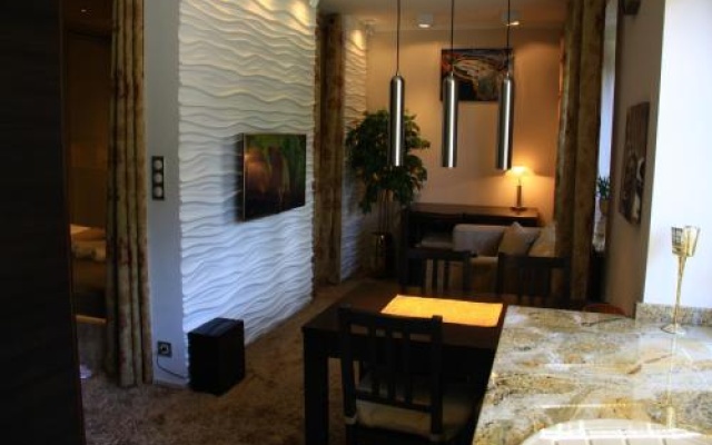 Old Muranow Apartment by WarsawResidence Group