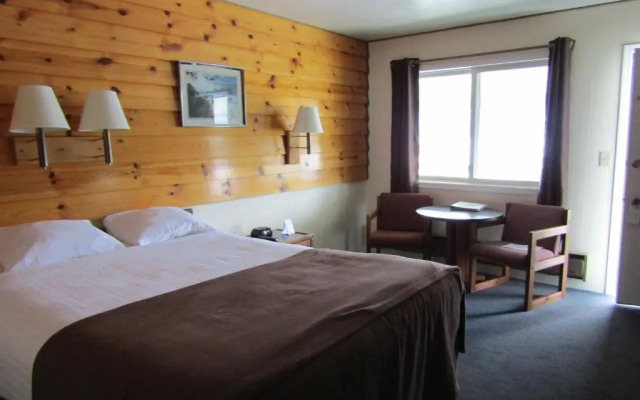 Captain's Choice Motel