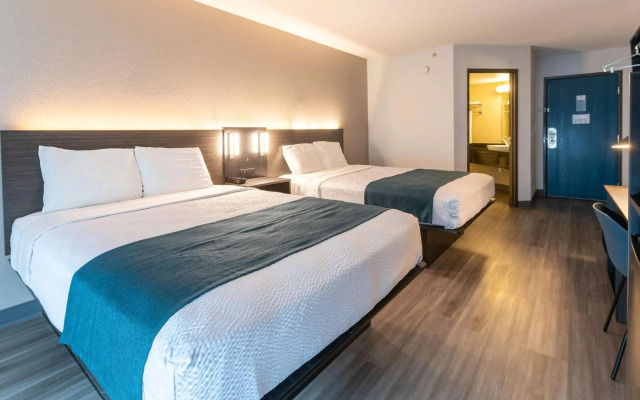 Отель Econo Lodge