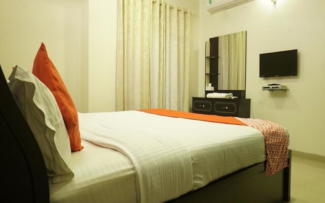 OYO 13467 Hotel FC 16 Suites