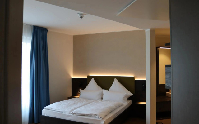 EinsteinHotel am Römerpark