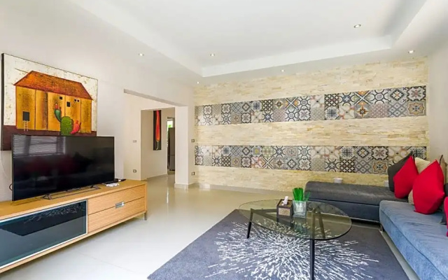 Luxury Pool Villa 44 3BR 6-8 persons