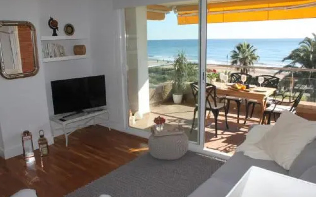 Gava 2 Beachfront Penthouse