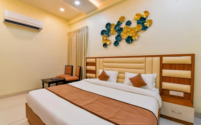 Hotel Purple Orchid