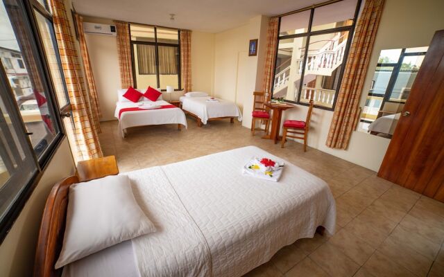 Hotel Red Booby