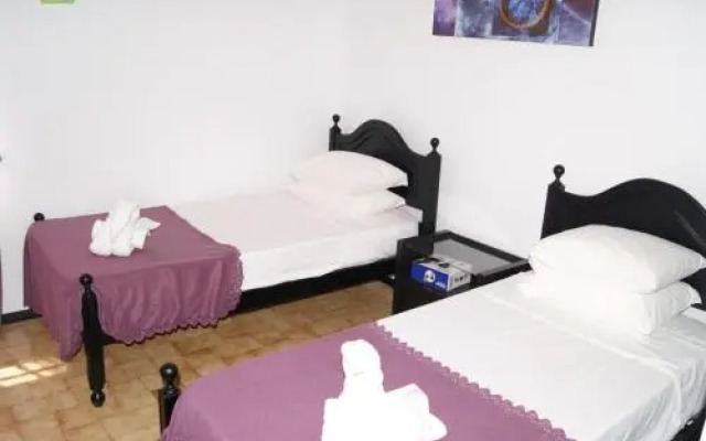 ''Mi casa, su casa'' Guest House & Coffee House
