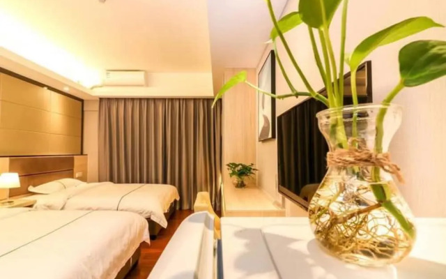 BaiHe International Apartment Hotel