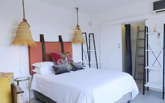 B'Lenghi Beach House