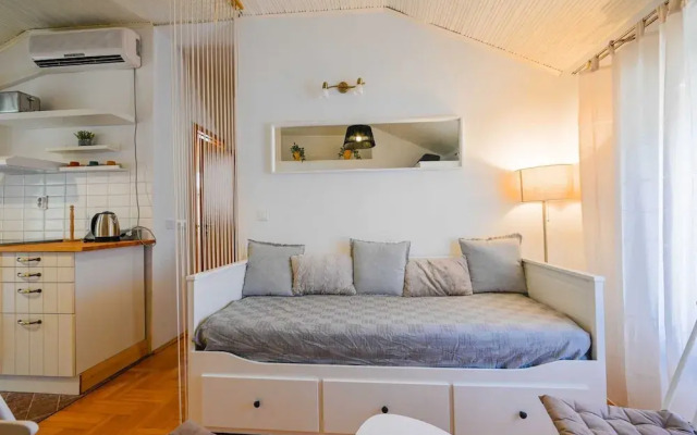 Snug and Stylish Downtown Rovinj Apartment