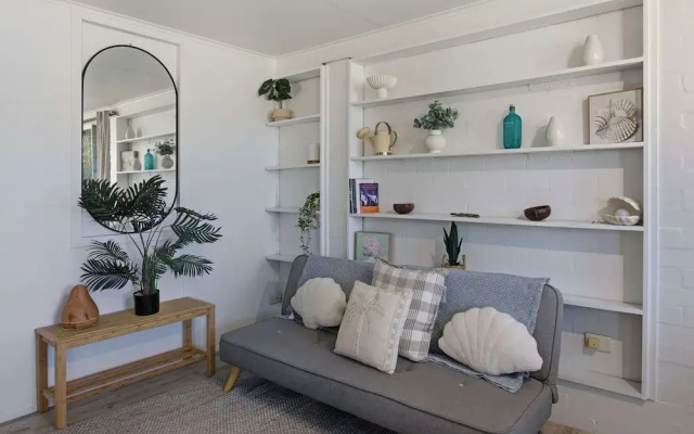 Coastal Escape With Courtyard and Parking