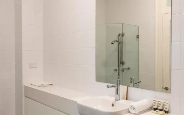 Modern 1-bed Studio Near Tramsheds