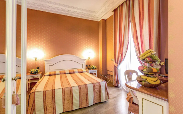 Hotel La Lumiere di Piazza di Spagna