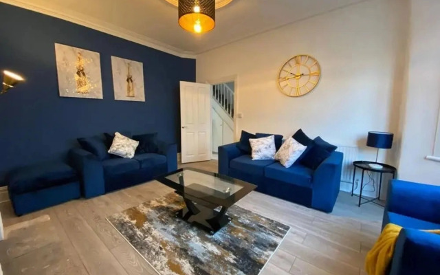 Cosy, Modern House Nearby Seafront - Southend