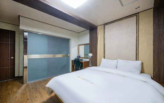 Gunsan Alice Hotel