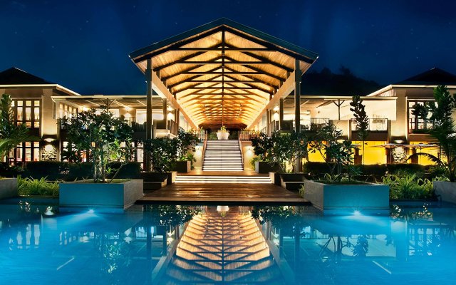 Отель Kempinski Seychelles Resort Сейшельские острова, Остров Маэ - 4 отзыва об отеле, цены и фото номеров - забронировать отель Kempinski Seychelles Resort онлайн вид на фасад