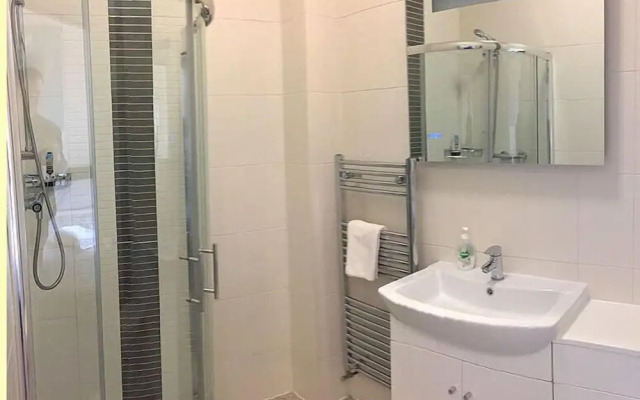 Avoncot Guest House