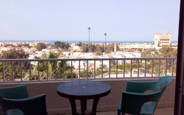 Plan B El Montazah Hotel