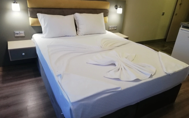 Mic Royal Hotel