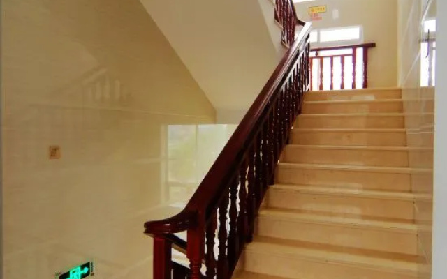 Meizhou Island Yuehai Building Seaview Homestay (Lianchi'ao Beach Branch)