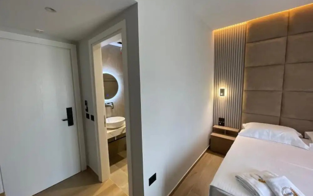 Absolute Hotel