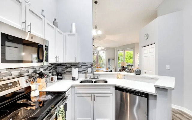 2Bedroom 2Bath Water View Apartment