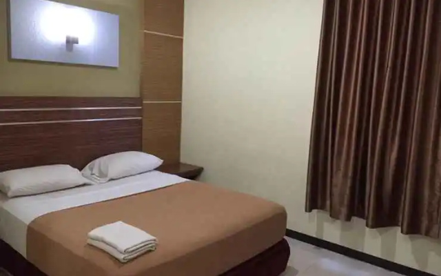 Pagoda Hotel