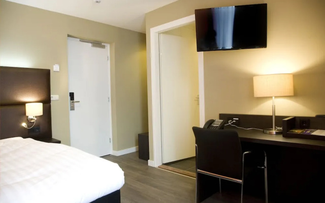 Hotel Roermond Next Door