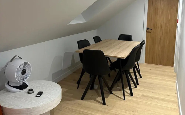 2-bed - Sleeps 6 - Pet Friendly With Free Parking