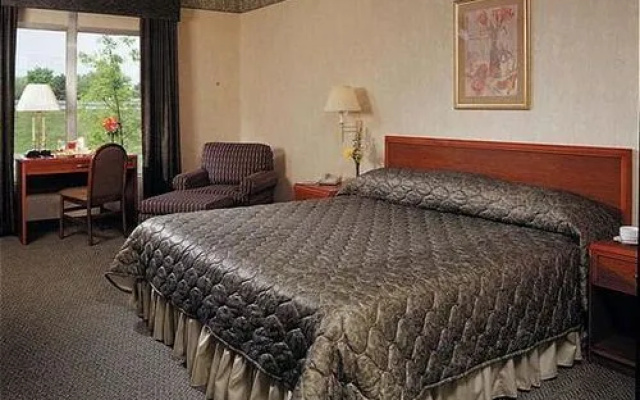 Holiday Inn Select