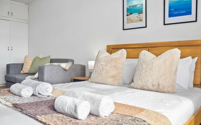 E1 Ventnor House
