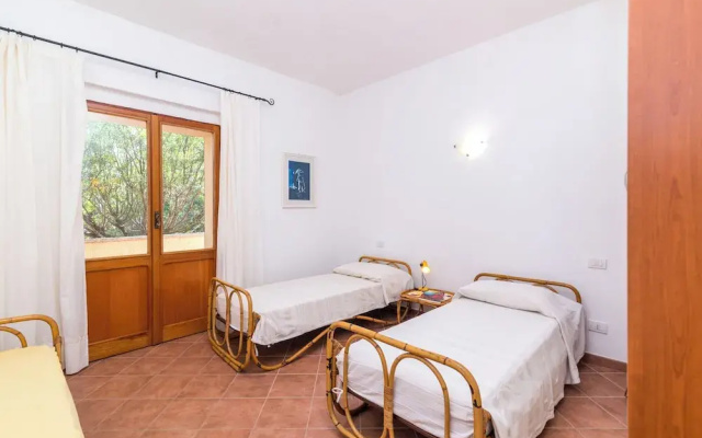 Appartamento Est With Shared Pool