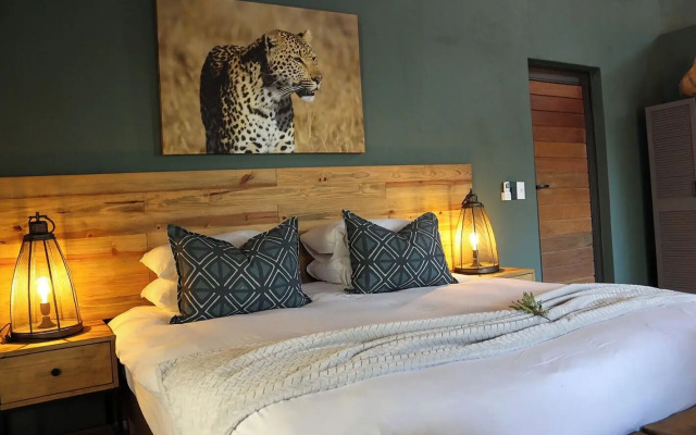Tomo Safari Lodge