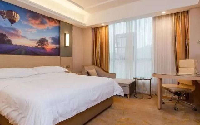Vienna Hotel Xiufeng Park, HeshanDistrict,Yiyang