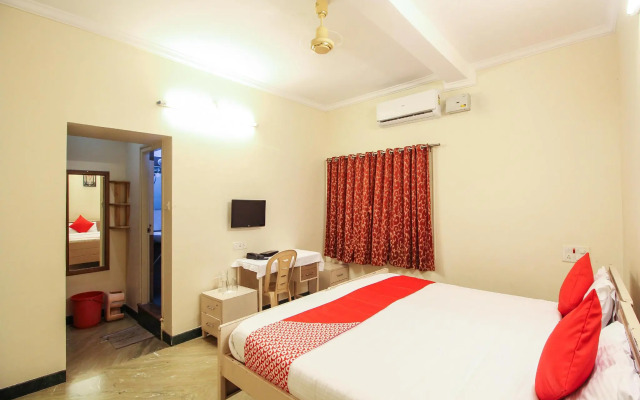 OYO 14552 Kingston Residency
