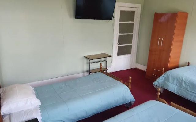 Hostal Bulnes