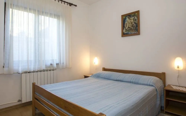 Apartment 51