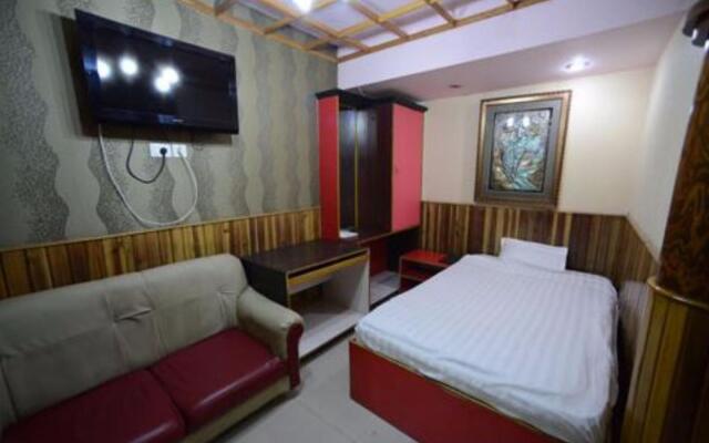 Hotel Knight Inn In Shillong India From None Photos - 