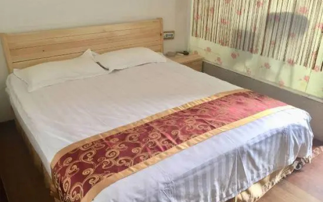 Aidesen Hotel