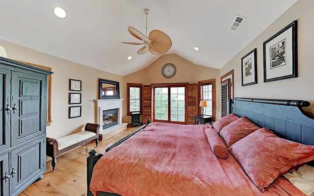 3848cott 6 Bedroom Home