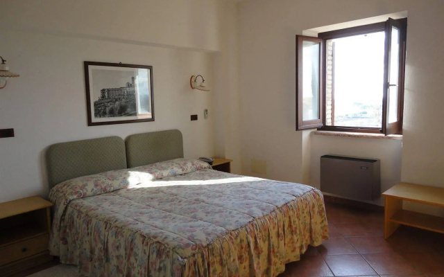 3 Esse Country House