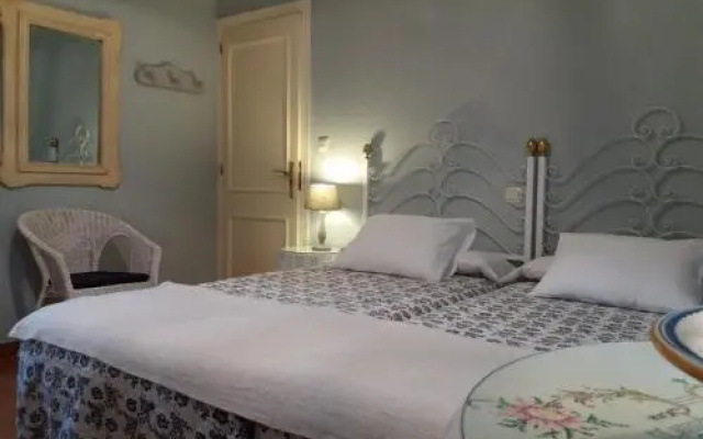 Hostal Rural Luna y Lunaposada