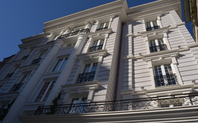 Отель Lot Boutique Hotel Албания, Тирана - отзывы, цены и фото номеров - забронировать отель Lot Boutique Hotel онлайн вид на фасад
