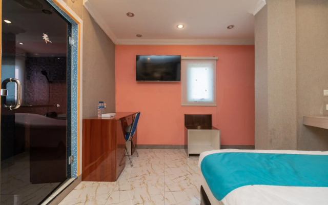 Sans Hotel Beauty Palembang