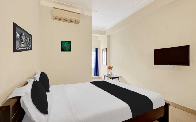 Hotel Sri Sai Grand Central by Oyo
